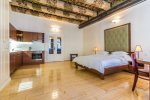 Klara apartment 400 for top hotel-reservation