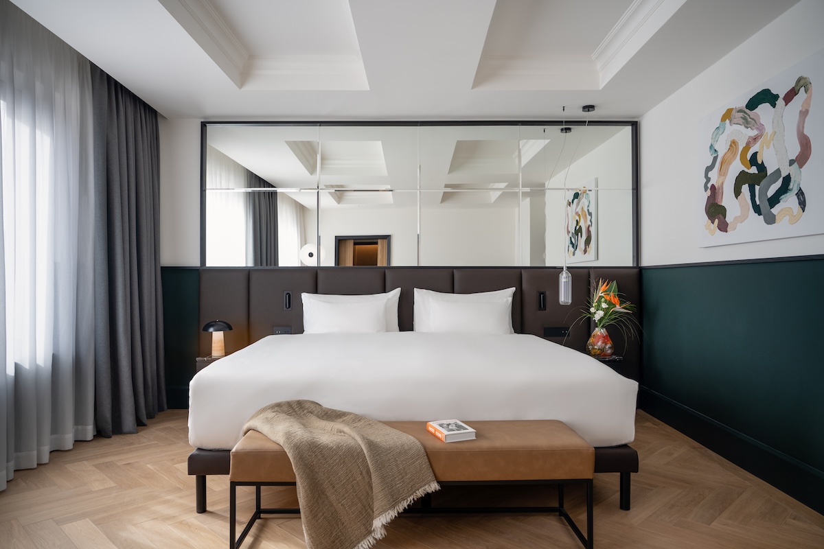 Almanac hotel room courtesy of hotel