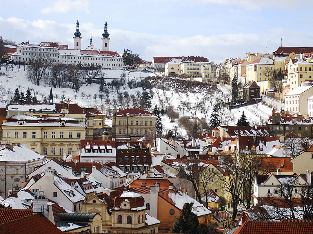snow in Mala Strana