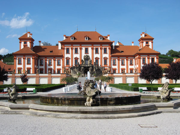 Troja Chateau
